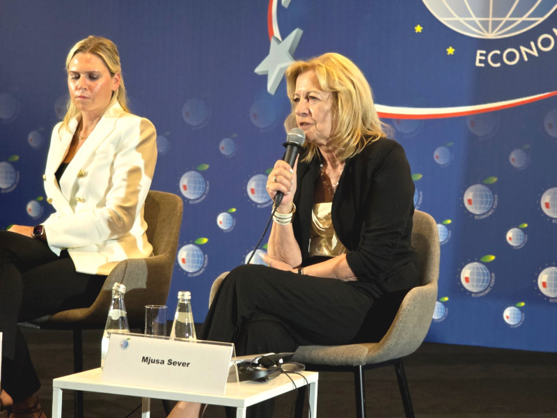 Mjuša Sever Joins International Human Rights Discussion at 33rd Economic Forum in Poland